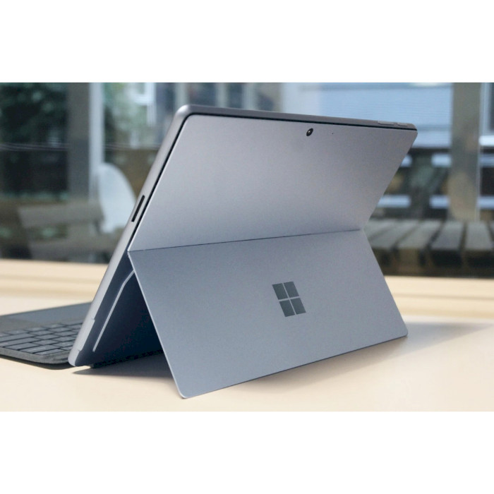 Планшет MICROSOFT Surface Pro 9 Wi-Fi 8/256GB Platinum (QEZ-00001)