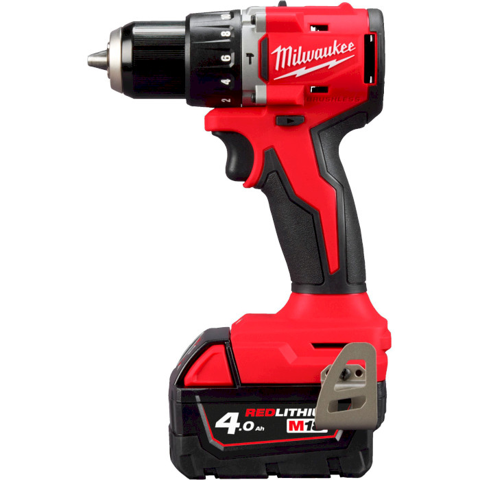 Аккумуляторная дрель-шуруповёрт MILWAUKEE M18 BLPDRC-422C (4933492825)