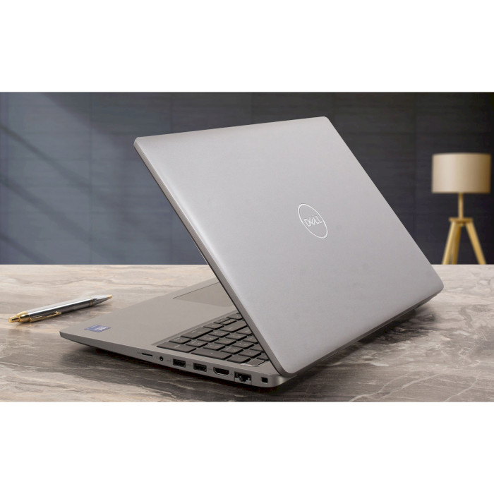 Ноутбук DELL Latitude 5550 Gray (N099L555015UA_UBU)