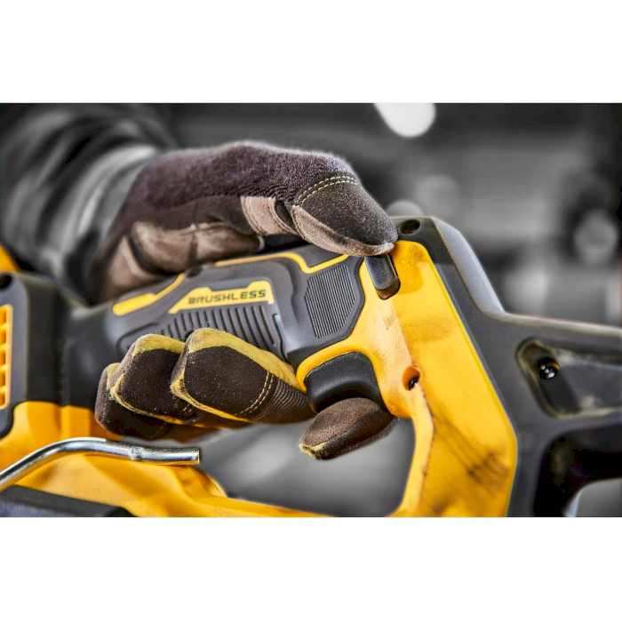 Пилка стрічкова акумуляторна DeWALT DCS378N