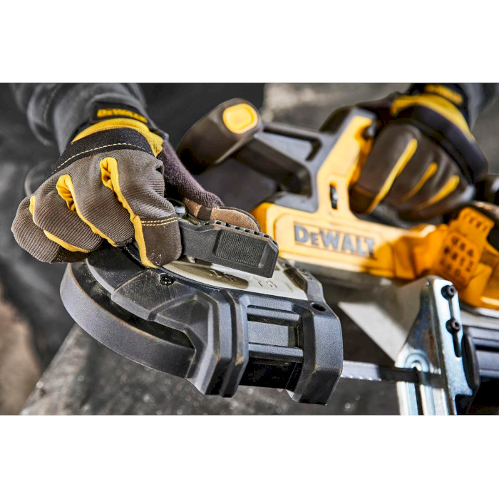 Пила ленточная аккумуляторная DeWALT DCS378N