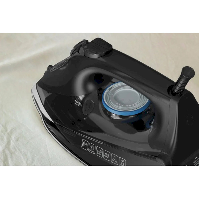 Утюг BLACK+DECKER BXIR2805E