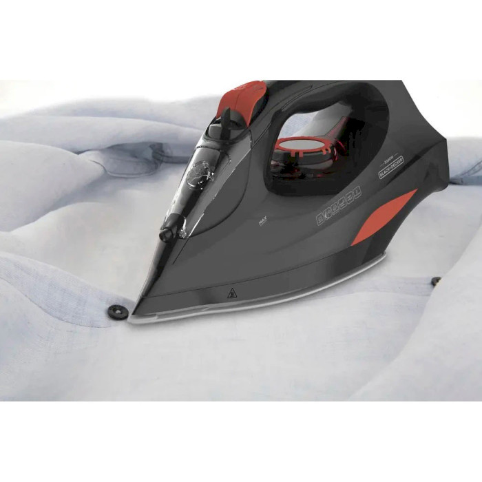 Утюг BLACK+DECKER BXIR3000E