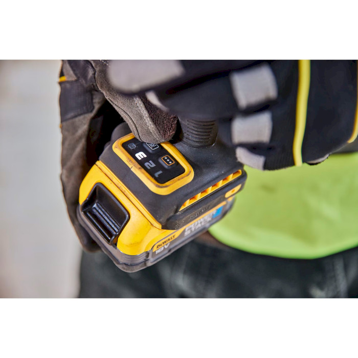 Аккумуляторная дрель-шуруповёрт DeWALT DCF860E2T