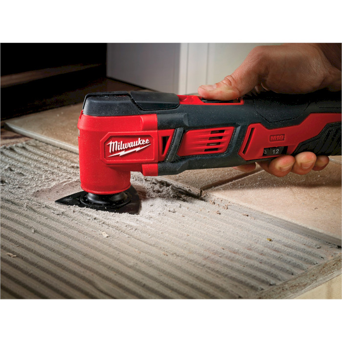 Многофункциональный инструмент MILWAUKEE M18 BMT-421C (4933446210)