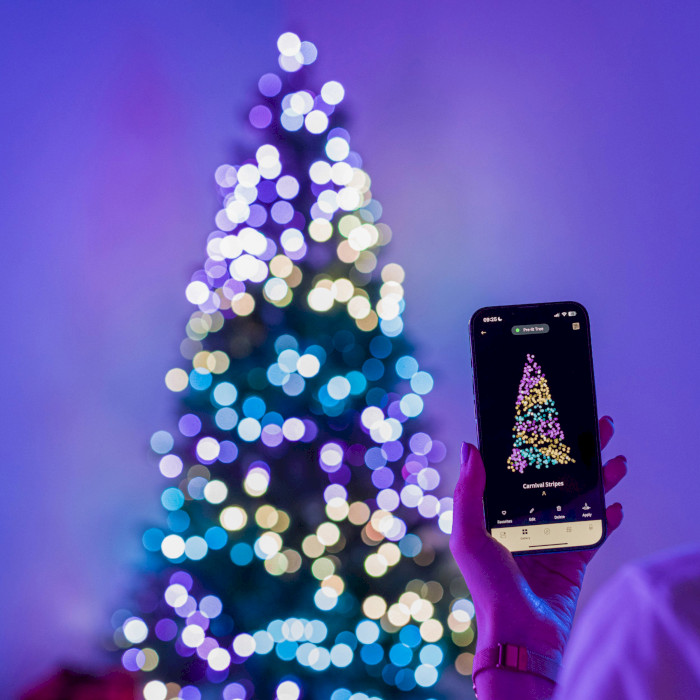 Штучна ялинка зі Smart LED гірляндою TWINKLY Pre-Lit Regal Tree Strings RGB 500 IP20 (TG70P4425P01)