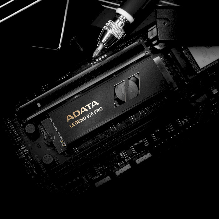 SSD диск ADATA Legend 970 Pro 2TB M.2 NVMe (SLEG-970P-2TCI)