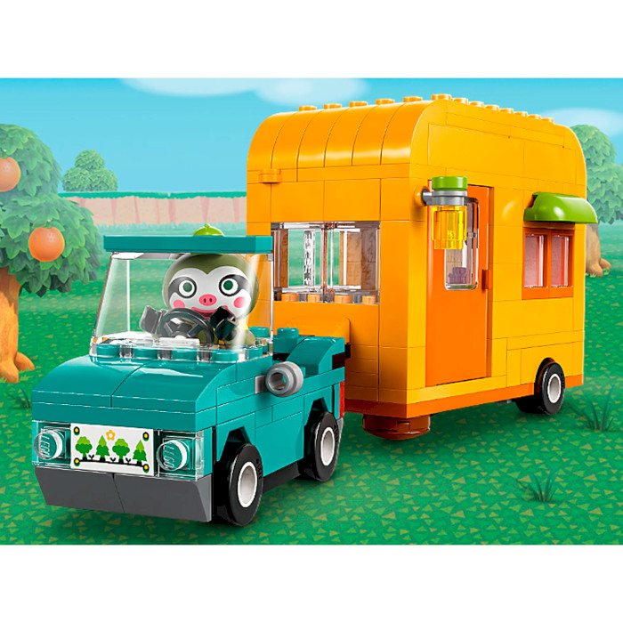 Конструктор LEGO Animal Crossing Автофургон и садовый магазин Лейфа 263дет. (77054)