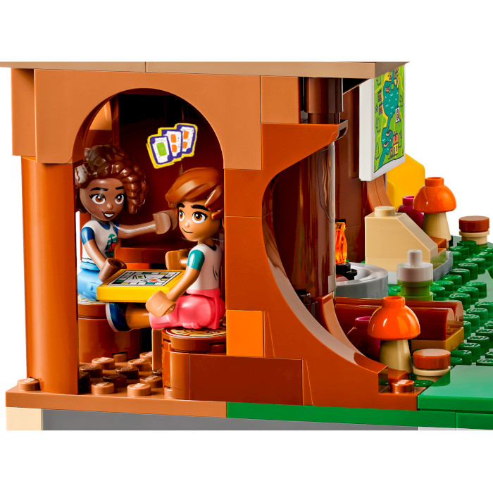 Конструктор LEGO Friends Домик на дереве в лагере приключений 1128дет. (42631)