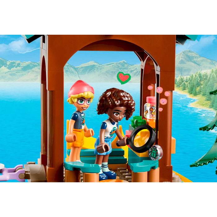 Конструктор LEGO Friends Домик на дереве в лагере приключений 1128дет. (42631)