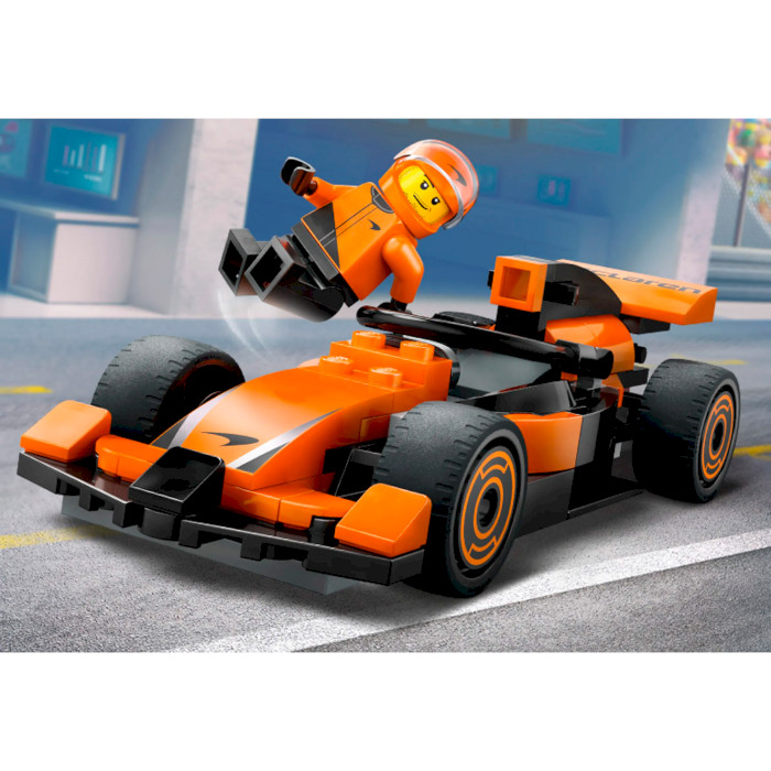 Конструктор LEGO City Пилот F1 с автомобилем для гонки команды McLaren 86дет. (60442)