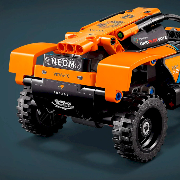 Конструктор LEGO Technic Автомобиль для гонки NEOM McLaren Extreme E 252дет. (42166)