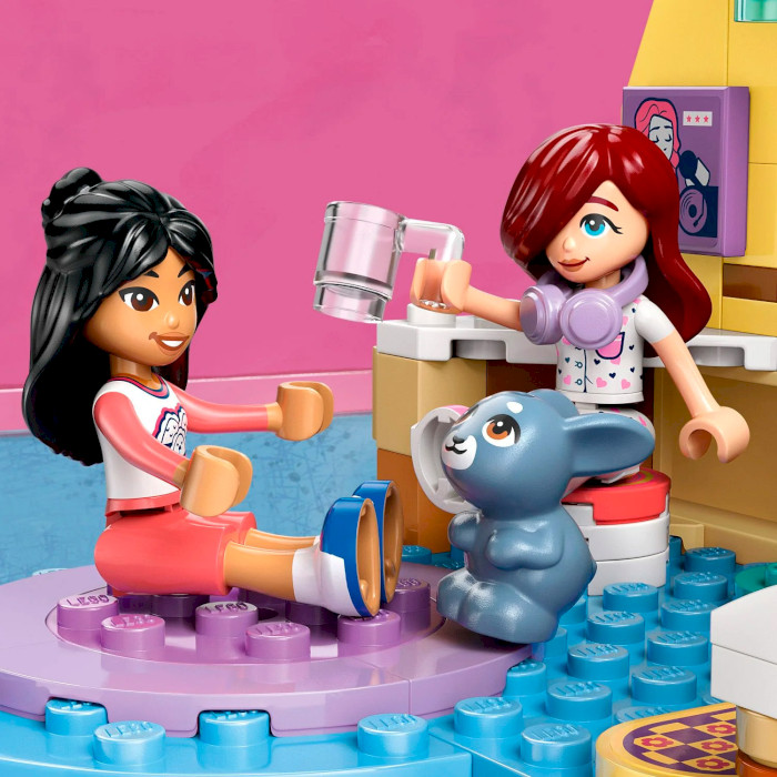 Конструктор LEGO Friends Комната Пейсли 199дет. (42647)