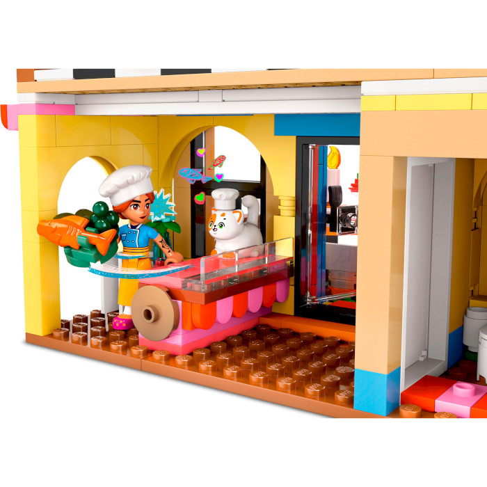 Конструктор LEGO Friends Ресторан и кулинарная школа 896дет. (42655)