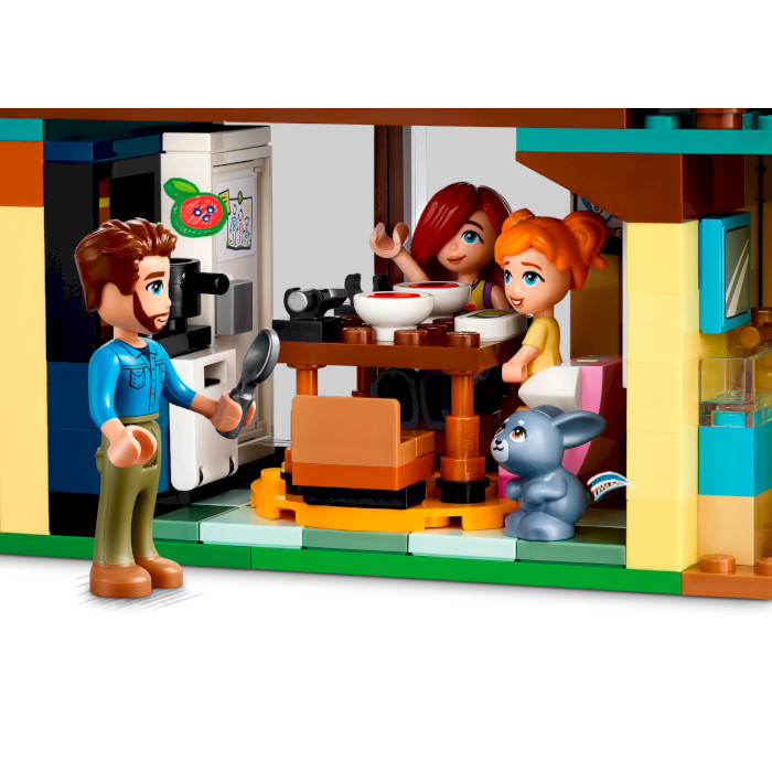 Конструктор LEGO Friends Семейные дома Олли и Пейсли 1126дет. (42620)