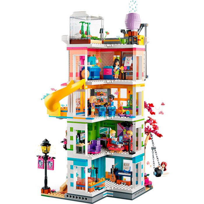 Конструктор LEGO Friends Хартлейк-Сити. Общественный центр 1513дет. (41748)