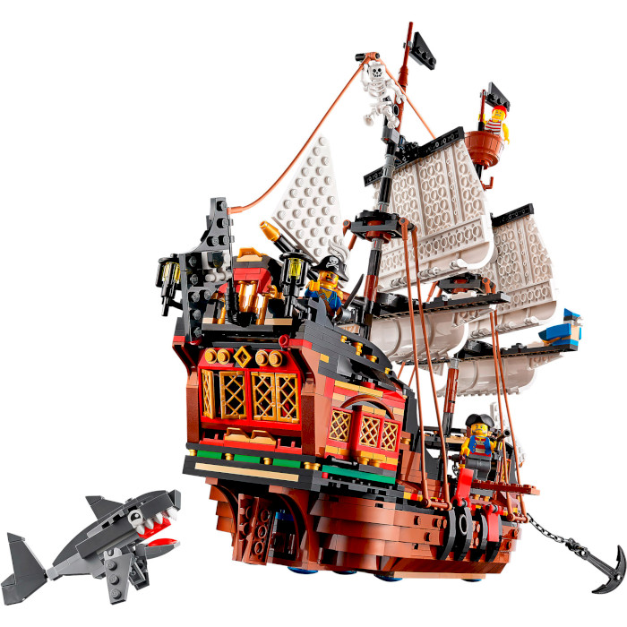 Конструктор LEGO Creator Пиратский корабль 1260дет. (31109)