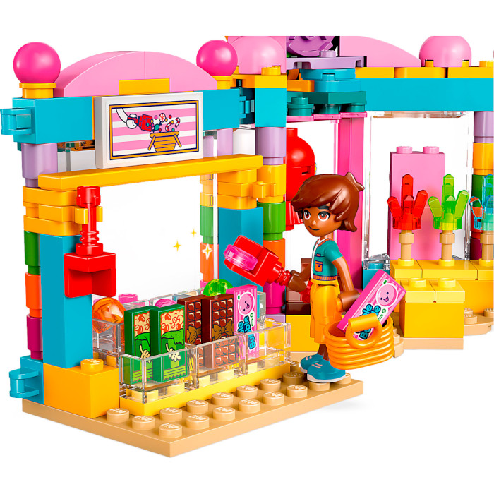 Конструктор LEGO Friends Конфетная Хартлэйк-Сити 376дет. (42649)