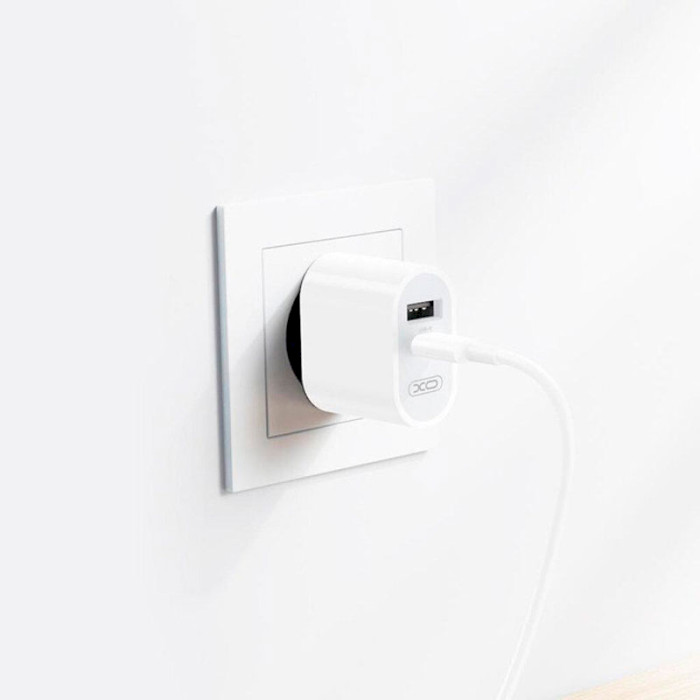 Зарядний пристрій XO L97 1xUSB-A, 1xUSB-C, 2.4A, 12W White w/Type-C to Type-C cable (XO-L97-TC)