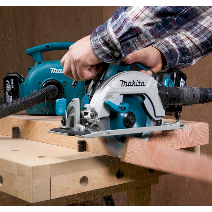 Аккумуляторная дисковая пила MAKITA DHS680Z