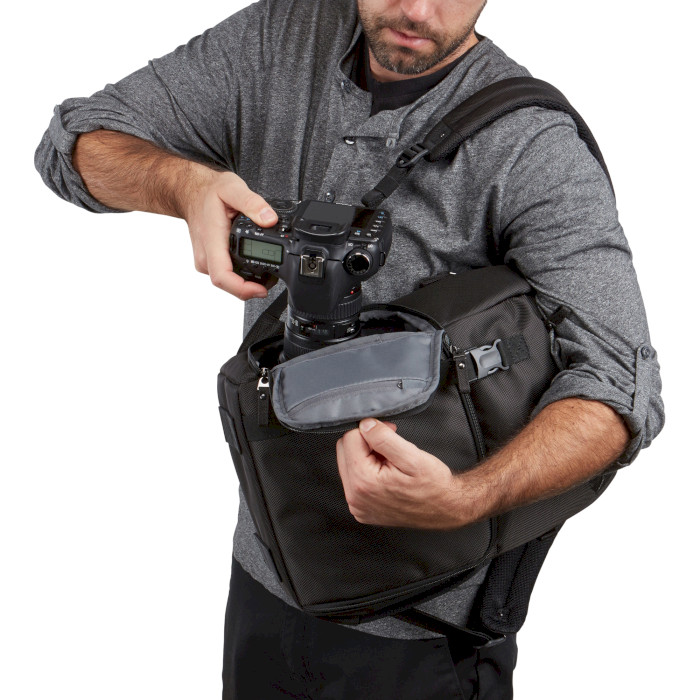 Рюкзак для фото-відеотехніки CASE LOGIC Bryker Split-Use Camera Backpack Black (3203721)