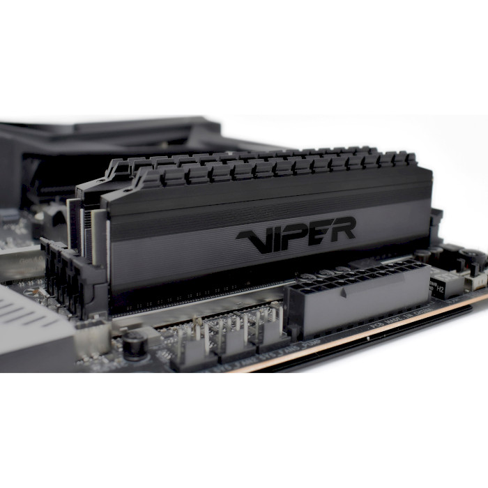 Модуль пам'яті PATRIOT Viper 4 Blackout DDR4 3000MHz 16GB Kit 2x8GB (PVB416G300C6K)