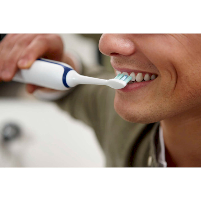 Набір електричних зубних щіток PHILIPS Sonicare CleanCare+ Family Set (HX3212/61)