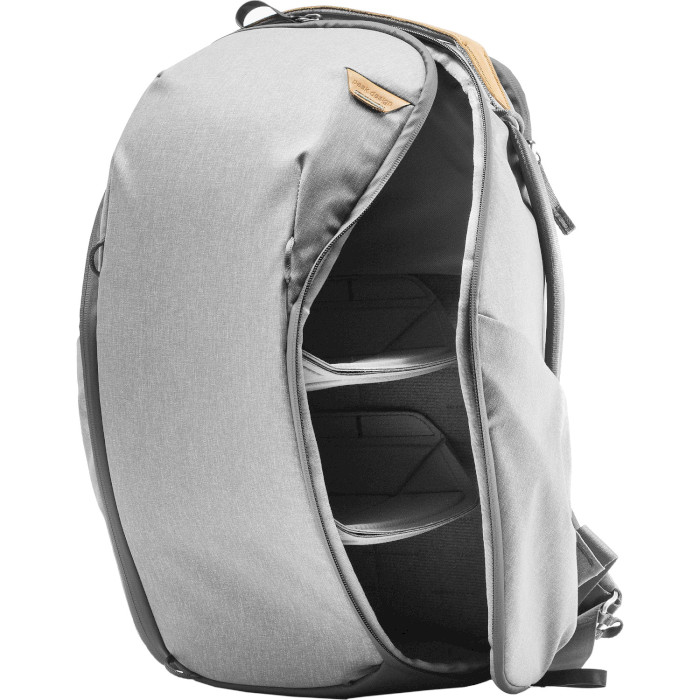 Рюкзак PEAK DESIGN Everyday Backpack Zip 20L Ash (BEDBZ-20-AS-2)