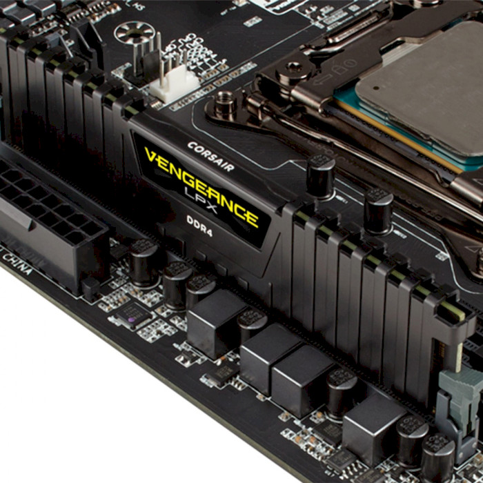 Модуль пам'яті CORSAIR Vengeance LPX Black DDR4 2400MHz 4GB (CMK4GX4M1A2400C16)