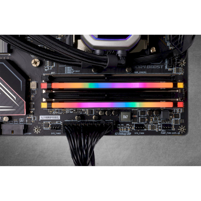 Модуль памяти CORSAIR Vengeance RGB Pro Black DDR4 3600MHz 32GB Kit 2x16GB (CMW32GX4M2D3600C18)