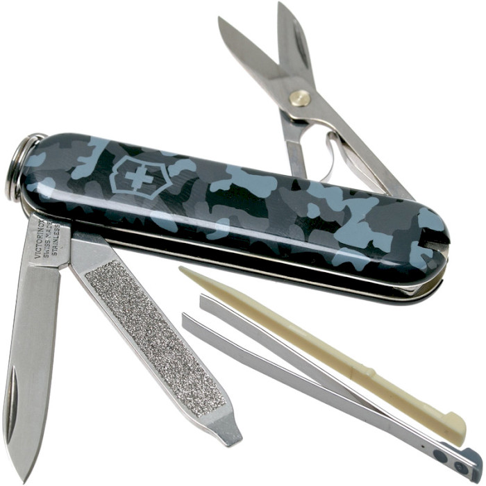 Швейцарский нож VICTORINOX Classic SD Navy Camo (0.6223.942)
