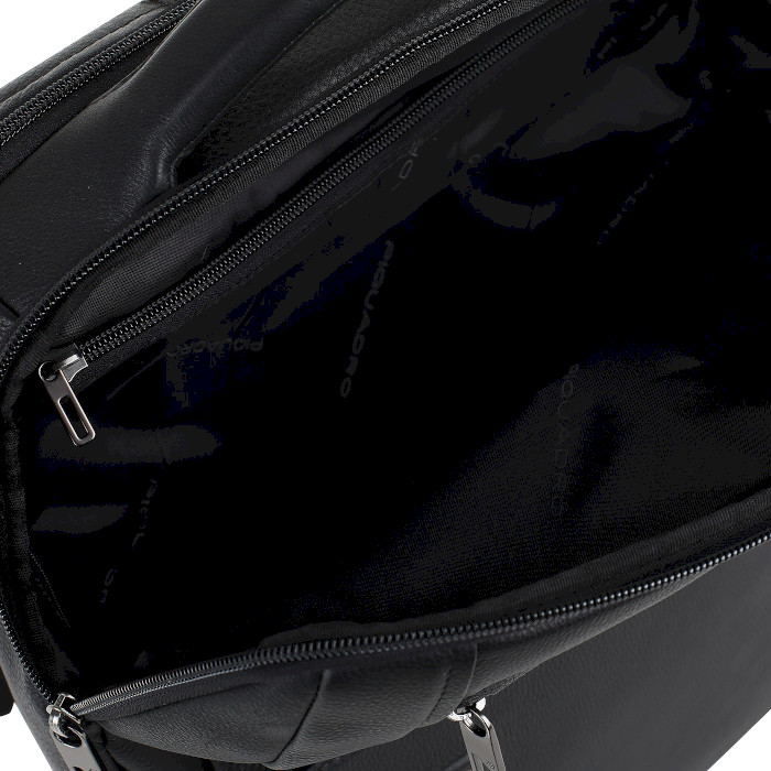 Рюкзак PIQUADRO Akron 15.6" RFID Black (CA5105AO-N)
