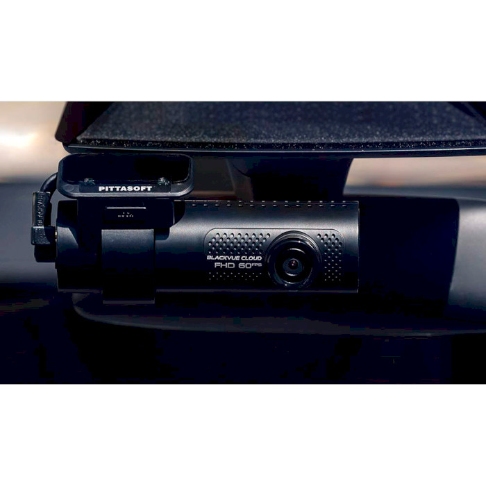 Автомобільний відеореєстратор з камерою заднього виду BLACKVUE DR750X-2CH Plus