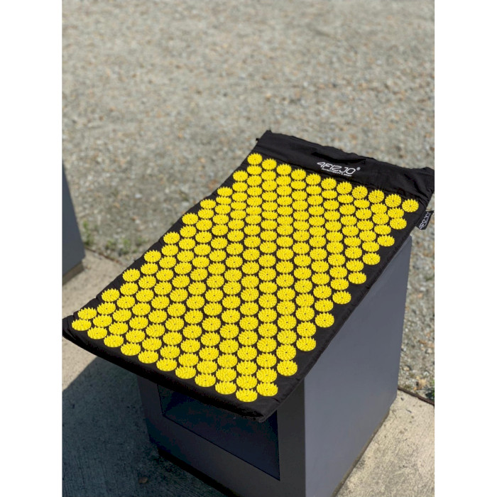 Акупунктурний килимок (аплікатор Кузнєцова) 4FIZJO Classic Mat 72x42cm Black/Yellow (4FJ0231)