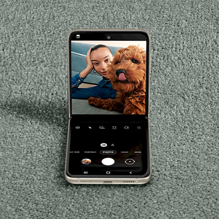 Смартфон SAMSUNG Galaxy Flip3 8/256GB Green (SM-F711BZGESEK)